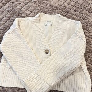 Abercrombie & Fitch Cream Cardigan Sweater